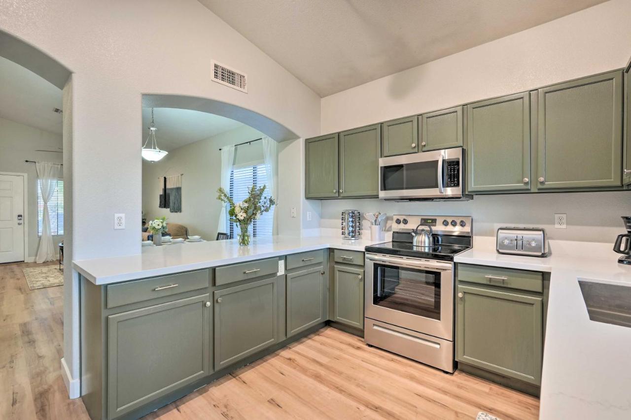 Sunlit Peoria Vacation Rental With Private Yard Exterior foto